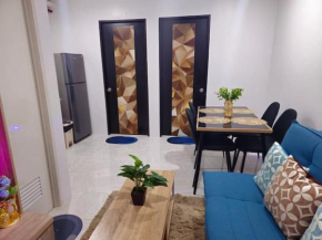 Lloyd's Condo Barato